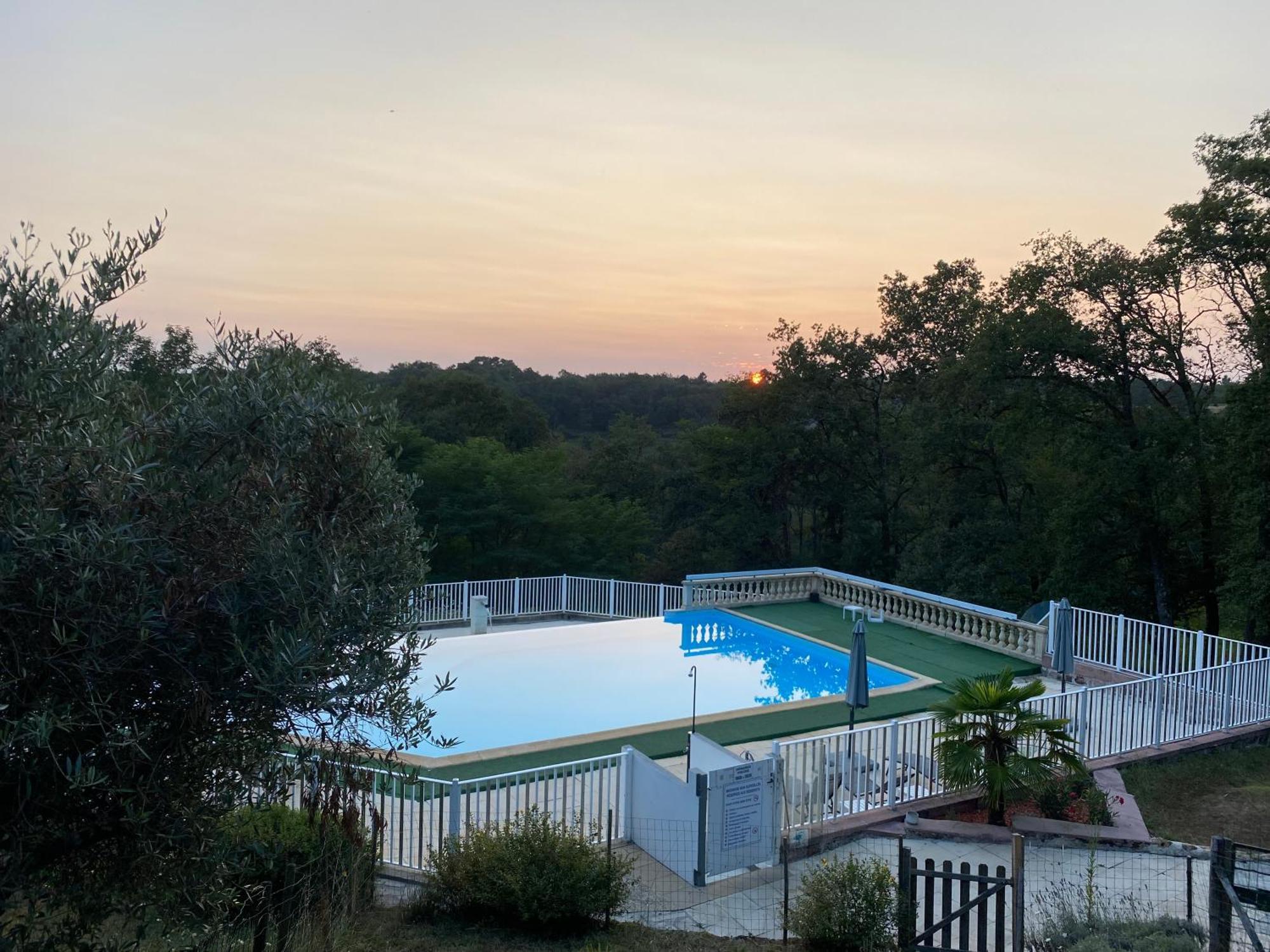 Villa Emeraude Cublac Esterno foto